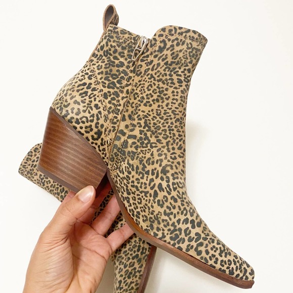 Dolce Vita Serna Leopard Suede Booties - Picture 4 of 10